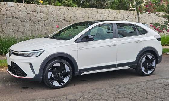 VOLKSWAGEN NIVUS 1.4 250 TSI TOTAL FLEX GTS AUTOMÁTICO